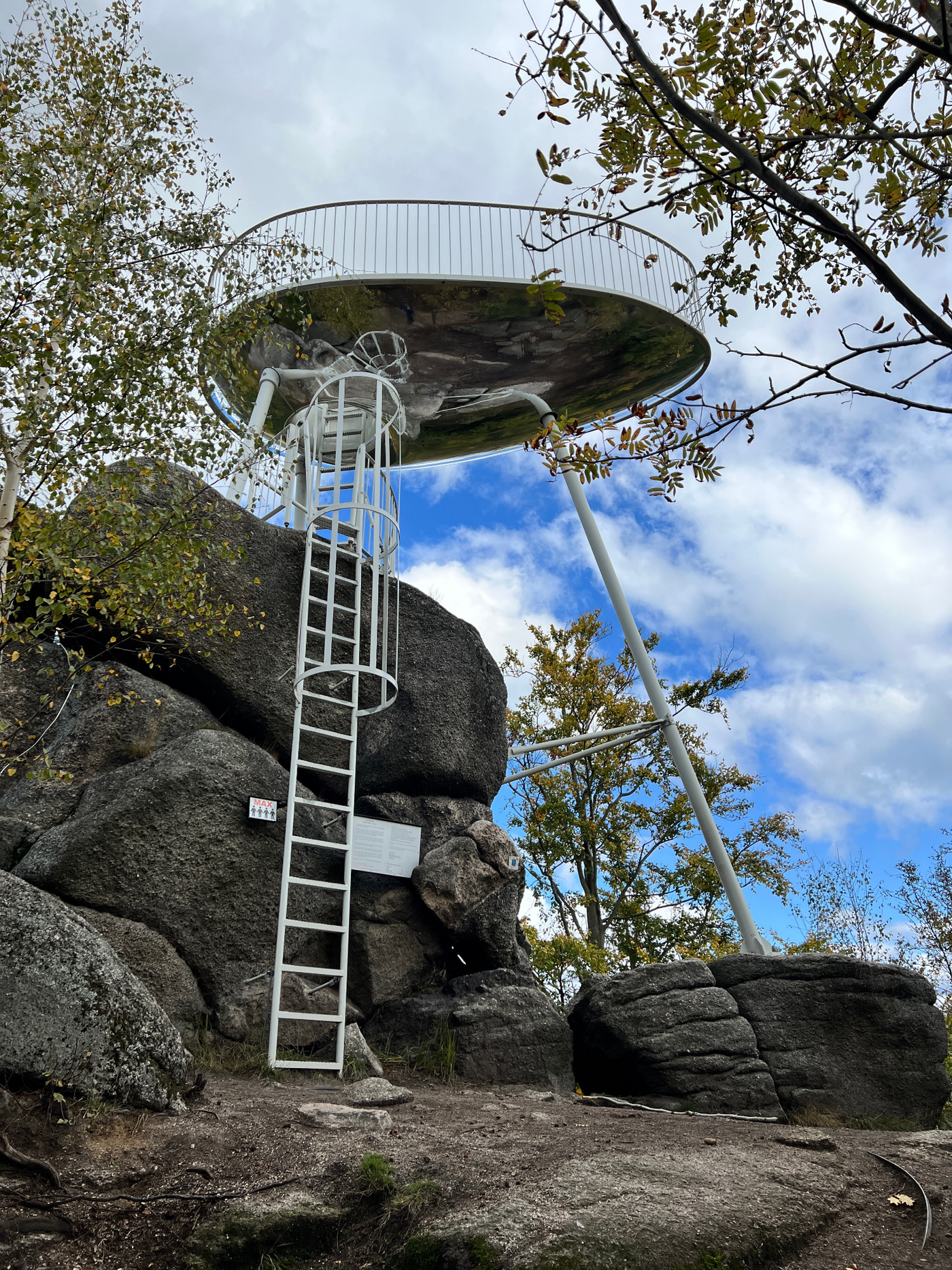 Z bobové dráhy k UFO: Objevování tajemství Malého Špičáku